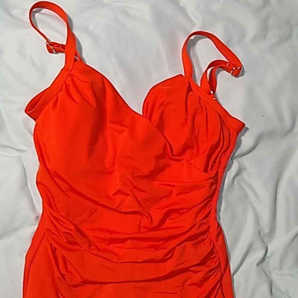 Bathing suit